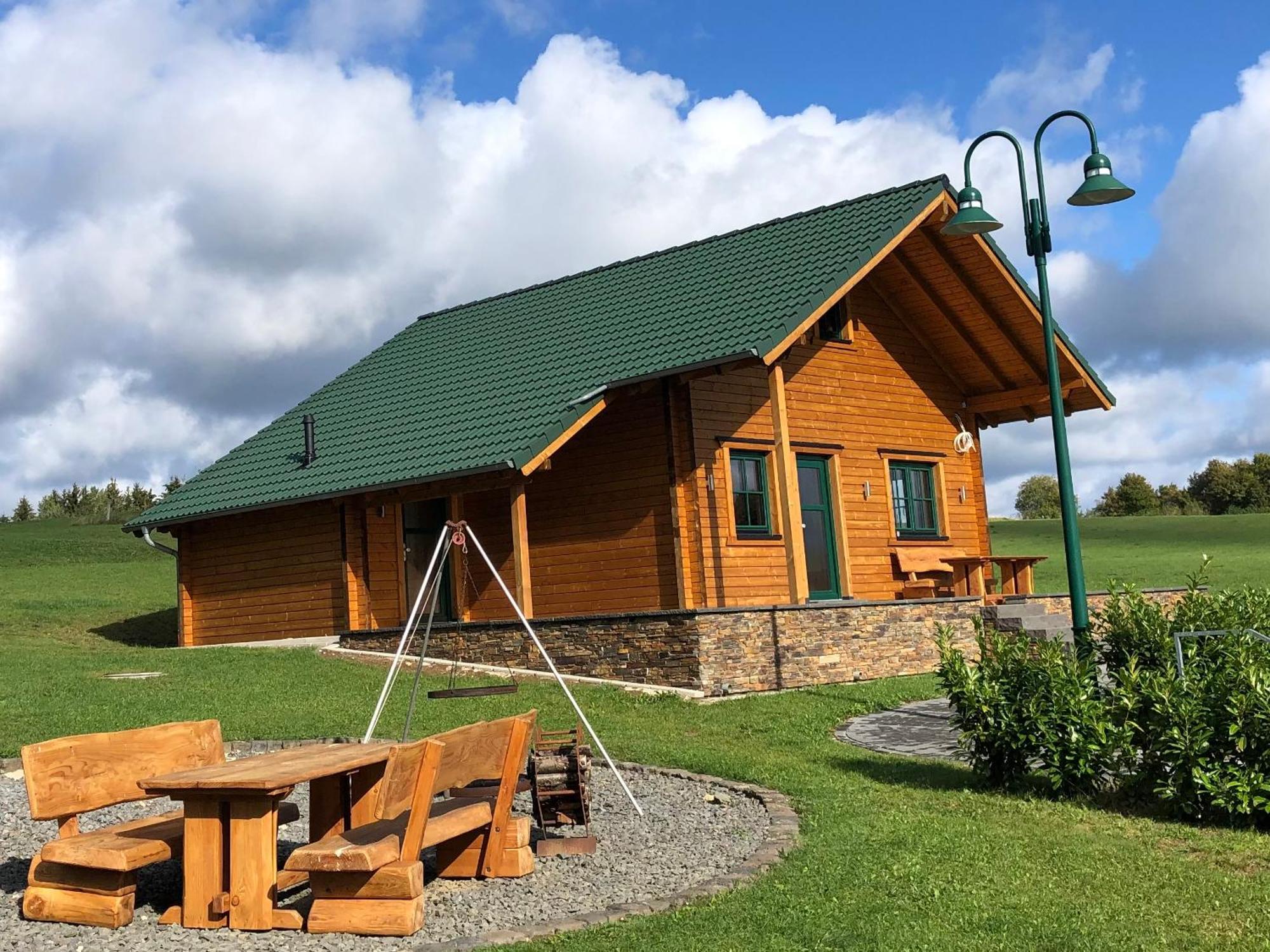 Holzhaus Onkel Fritz Mit Sauna Und Whirlwanne Esch  Εξωτερικό φωτογραφία