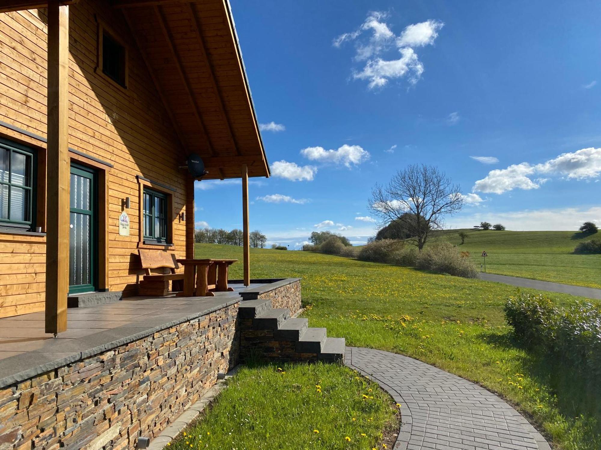 Holzhaus Onkel Fritz Mit Sauna Und Whirlwanne Esch  Εξωτερικό φωτογραφία