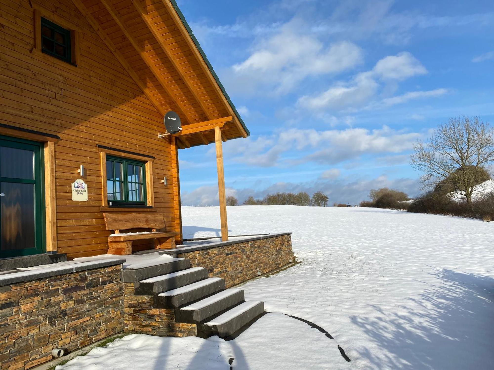 Holzhaus Onkel Fritz Mit Sauna Und Whirlwanne Esch  Εξωτερικό φωτογραφία